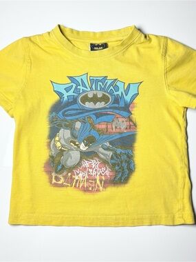 Official DC Comics Batman Graffiti Caped Crusader Graphic Tee Size 3T Retro